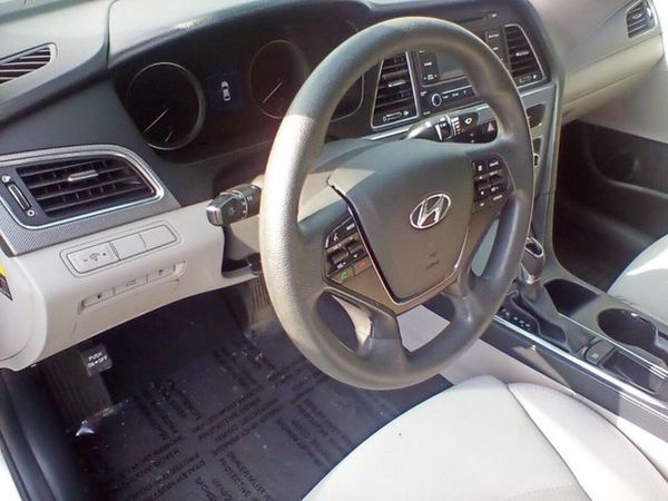 2017 HYUNDAI SONATA