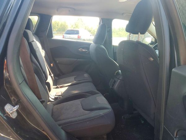 2015 JEEP CHEROKEE SPORT FWD