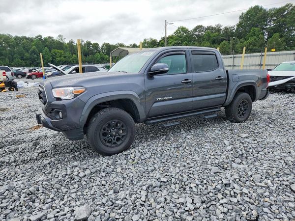 2022 TOYOTA TACOMA SR5