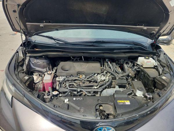 2022 TOYOTA SIENNA XSE