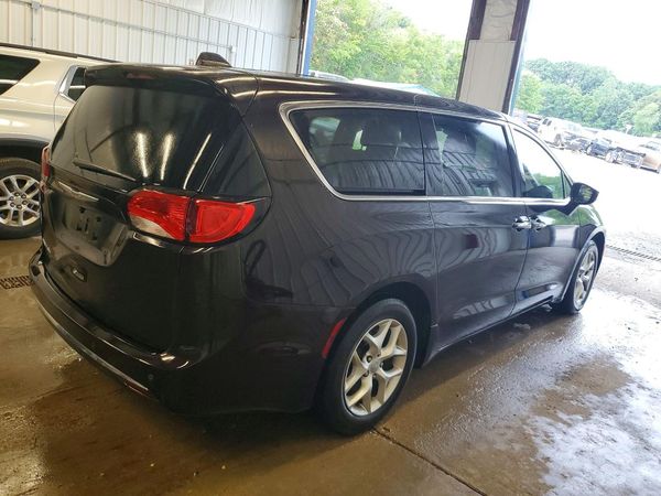 2019 CHRYSLER PACIFICA