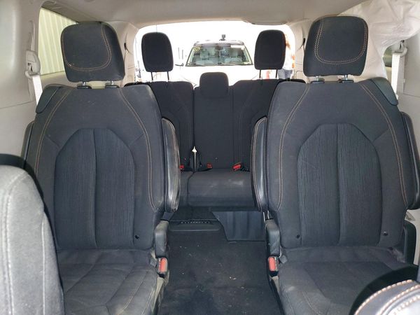 2019 CHRYSLER PACIFICA