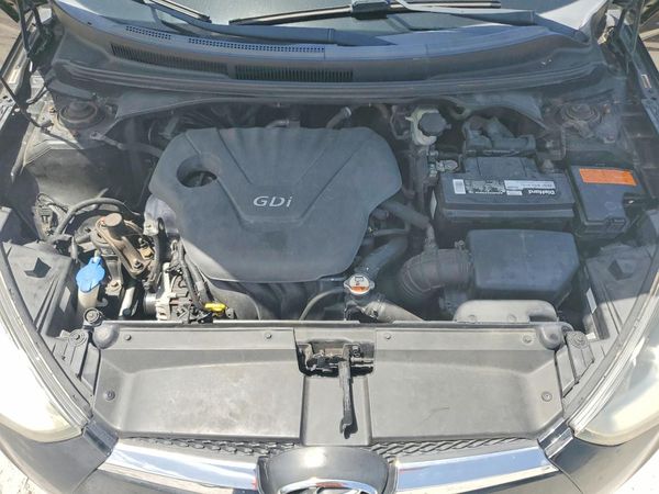 2013 HYUNDAI VELOSTER — Engine bay