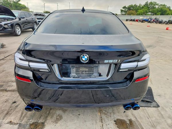 2016 BMW 550