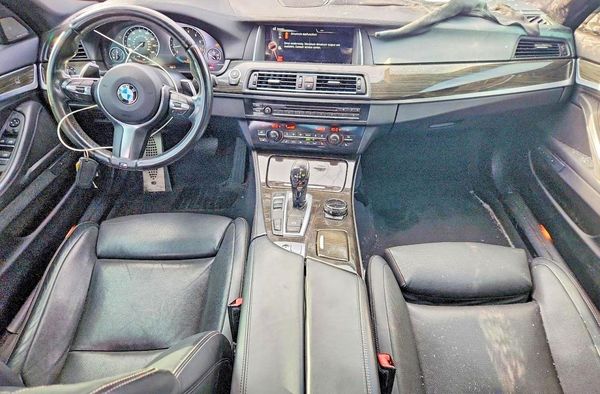 2016 BMW 550