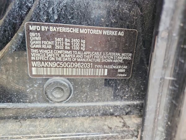 2016 BMW 550