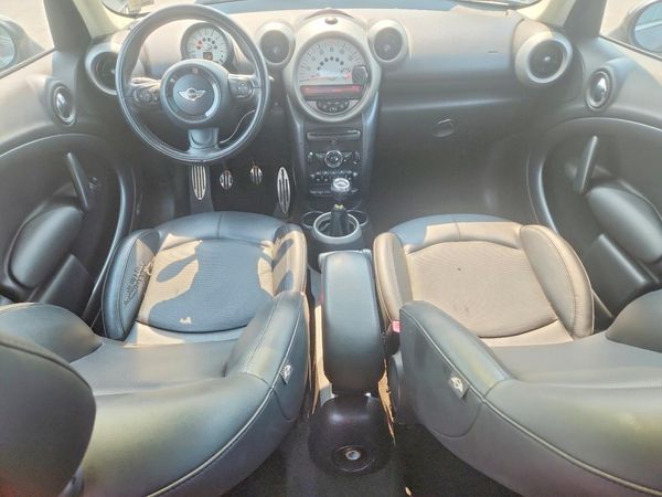 2012 MINI COOPER