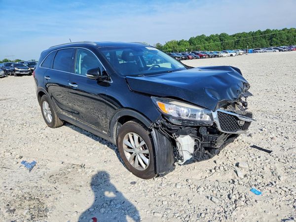 2017 KIA SORENTO L, LX