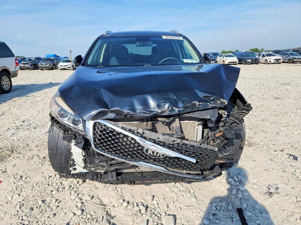 2017 KIA SORENTO L, LX