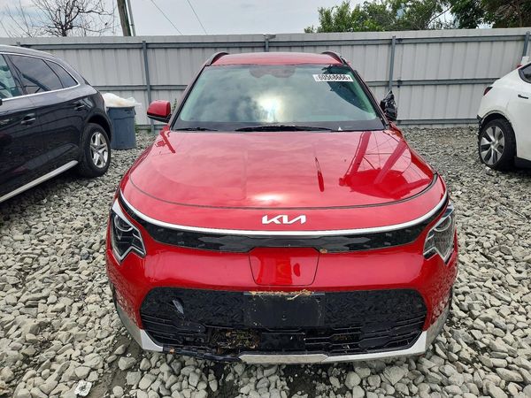2025 KIA NIRO