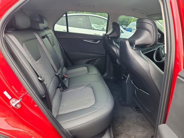 2025 KIA NIRO