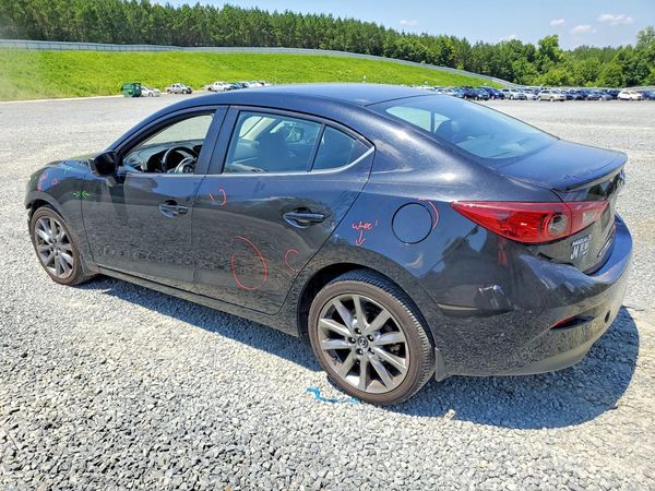 2018 MAZDA 3 Touring