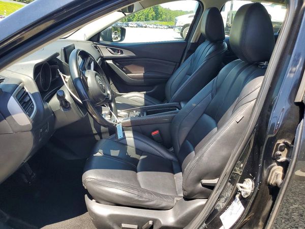 2018 MAZDA 3 Touring