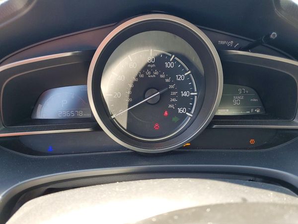 2018 MAZDA 3 Touring