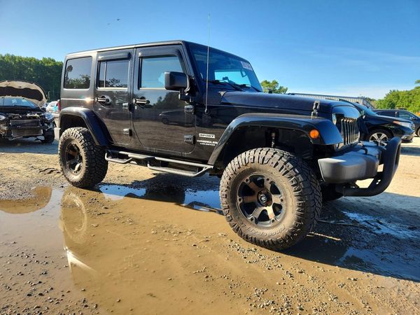 2015 JEEP WRANGLER UNLIMITED SPORT 4X4