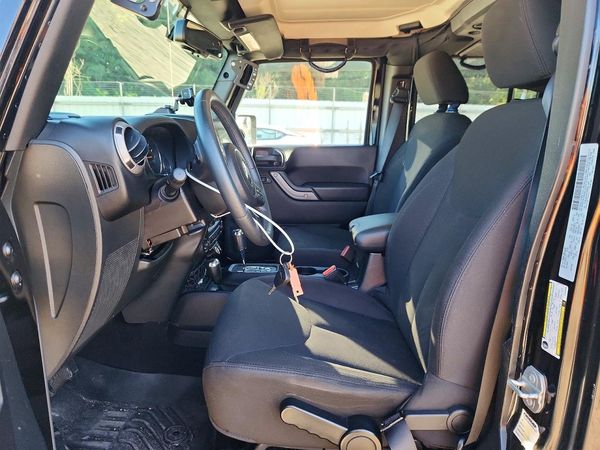 2015 JEEP WRANGLER UNLIMITED SPORT 4X4