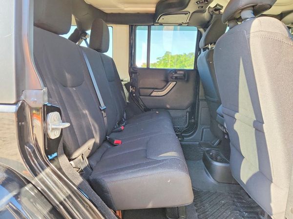 2015 JEEP WRANGLER UNLIMITED SPORT 4X4