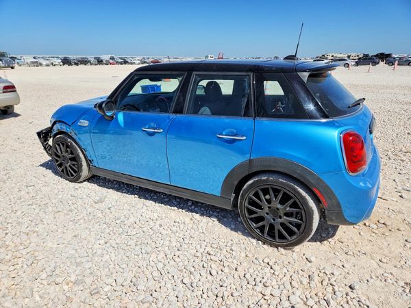 2017 MINI COOPER