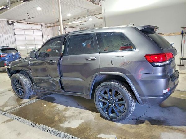 2020 JEEP GRAND CHEROKEE LAREDO 4X4