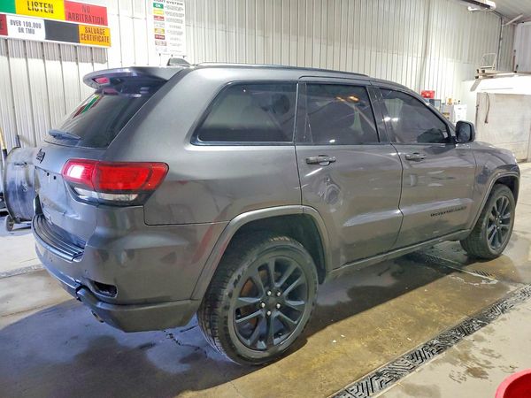 2020 JEEP GRAND CHEROKEE LAREDO 4X4