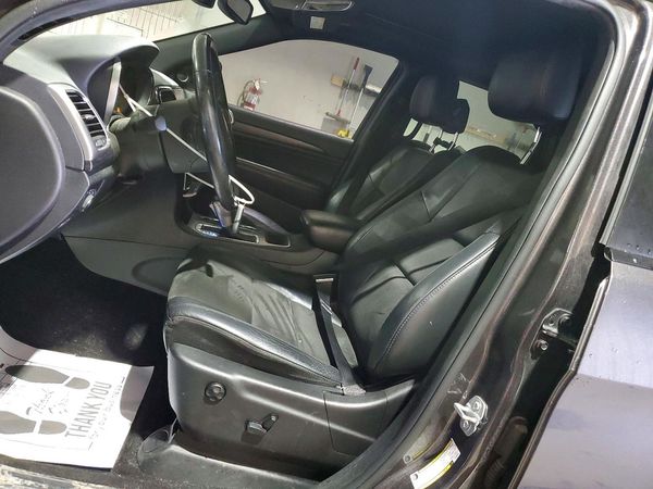 2020 JEEP GRAND CHEROKEE LAREDO 4X4