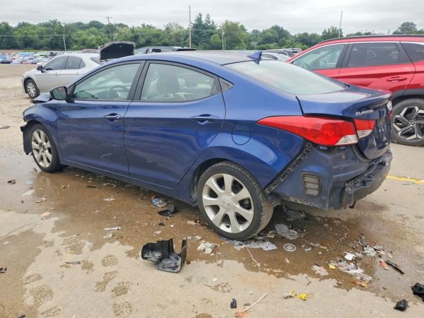 2013 HYUNDAI ELANTRA