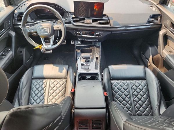 2023 AUDI SQ5