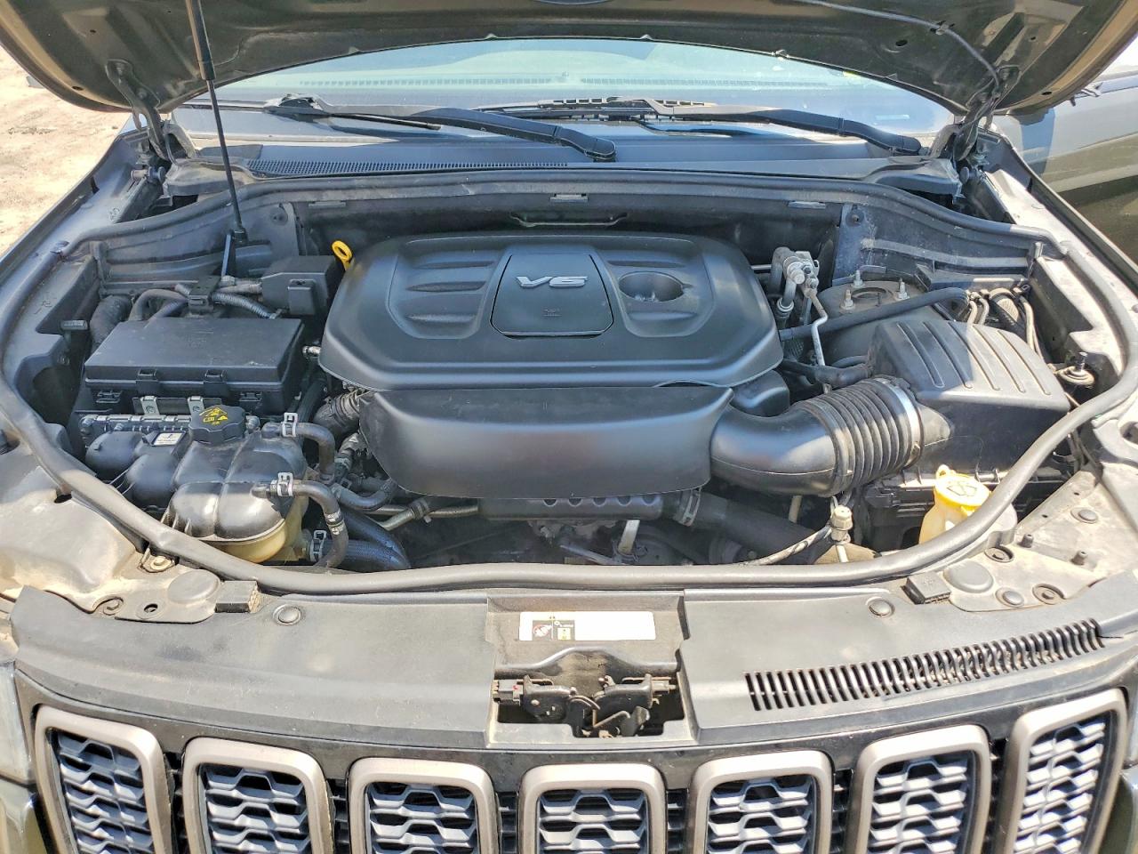 2016 JEEP GRAND CHEROKEE LAREDO 4X4