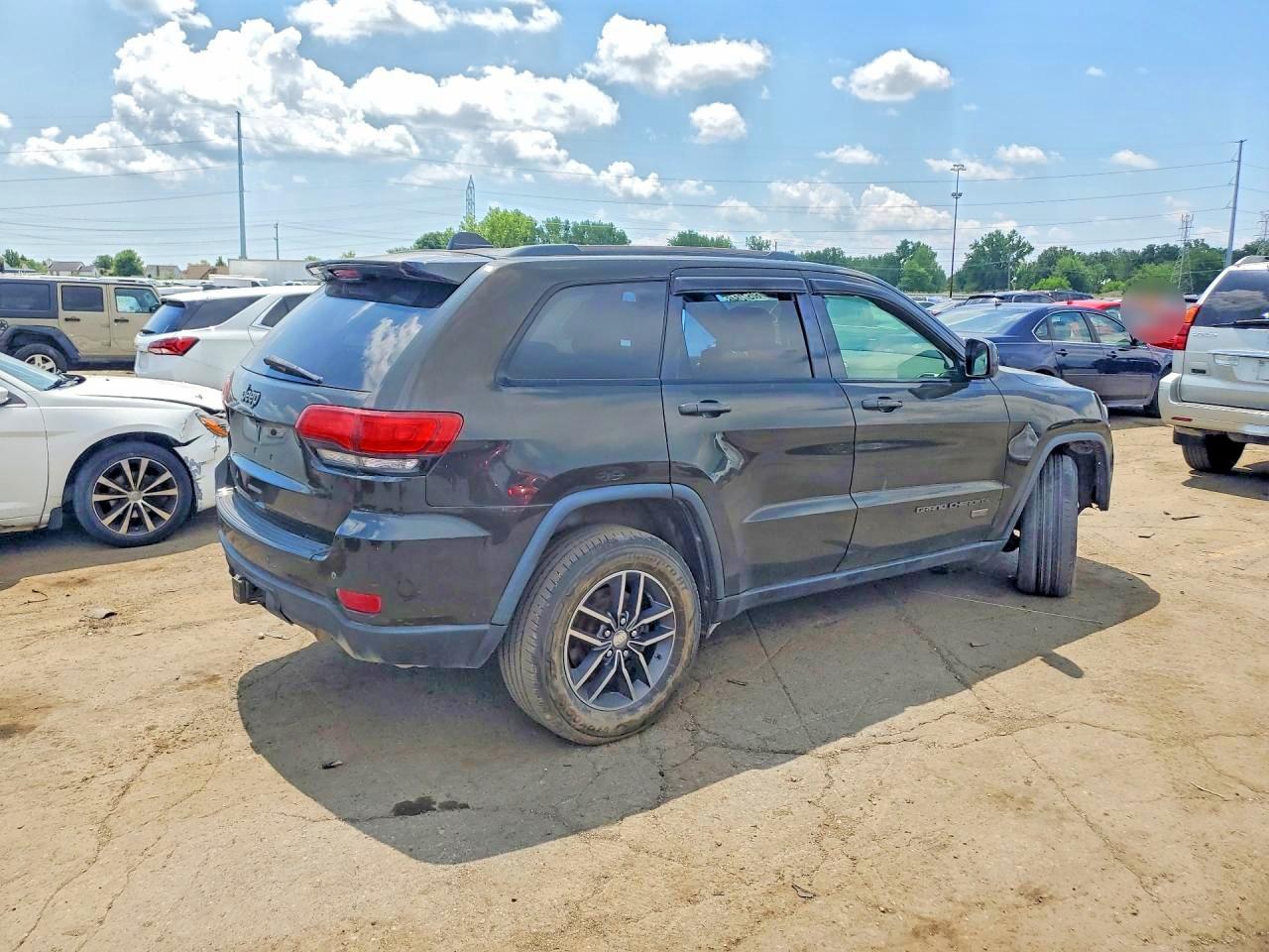 2016 JEEP GRAND CHEROKEE LAREDO 4X4