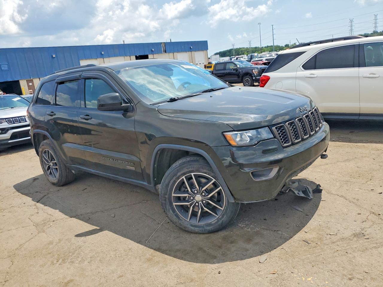 2016 JEEP GRAND CHEROKEE LAREDO 4X4