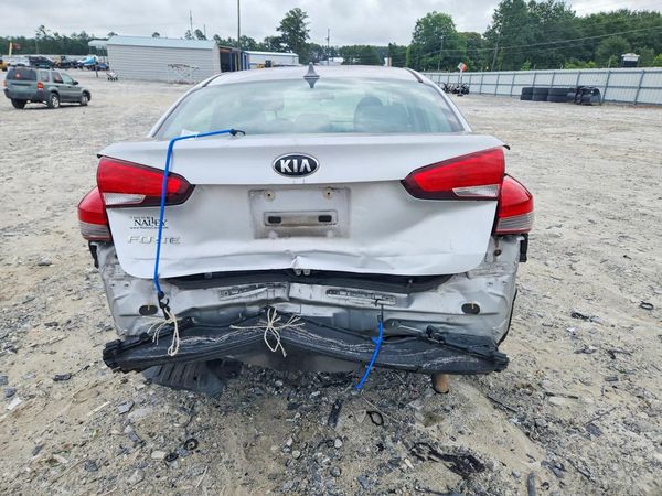 2017 KIA FORTE LX Base