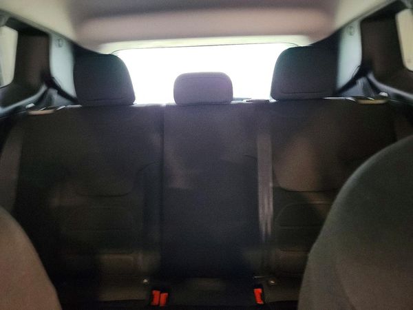 2018 JEEP RENEGADE LATITUDE 4X2