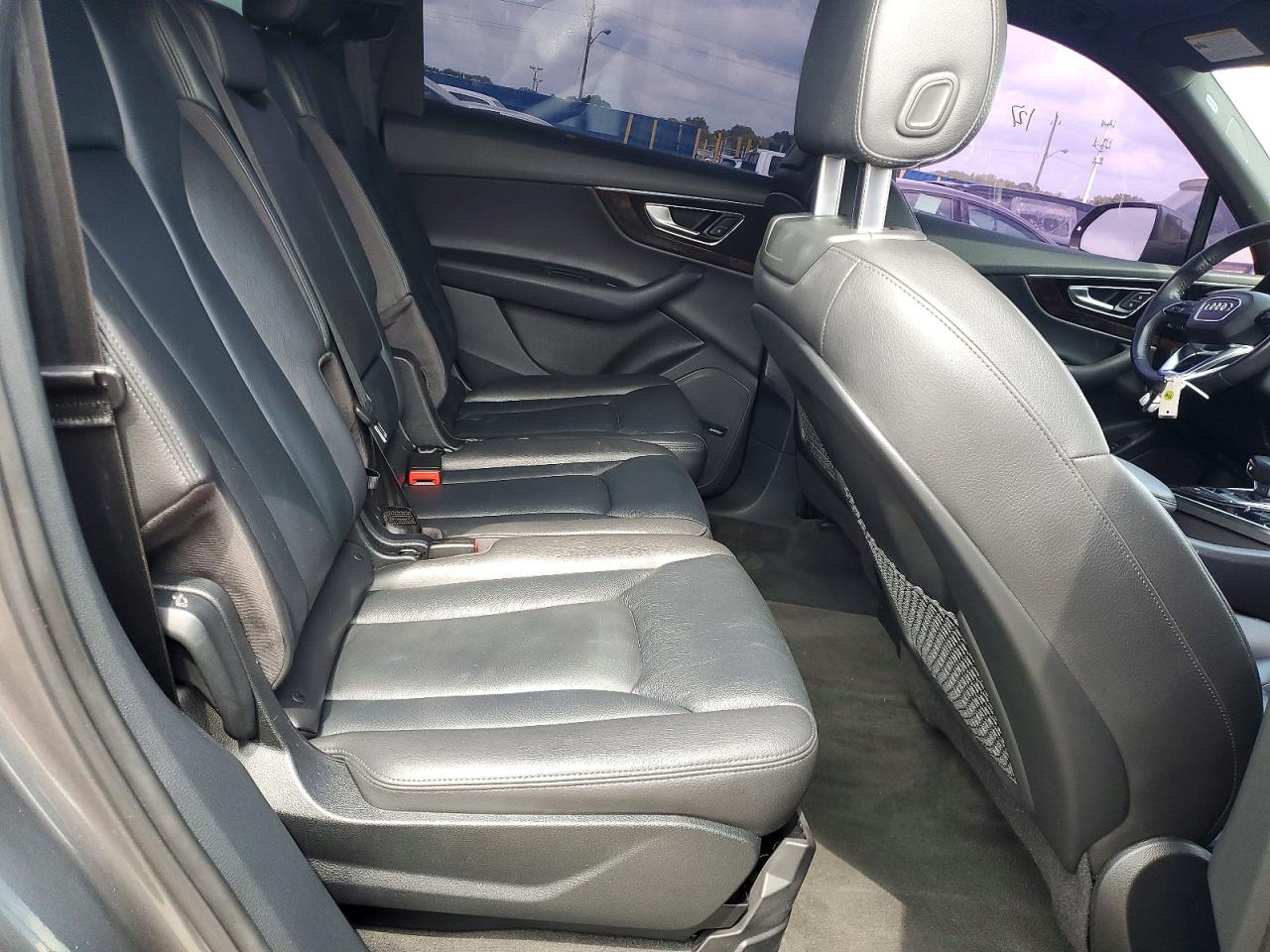 2018 AUDI Q7 quattro Premium Plus