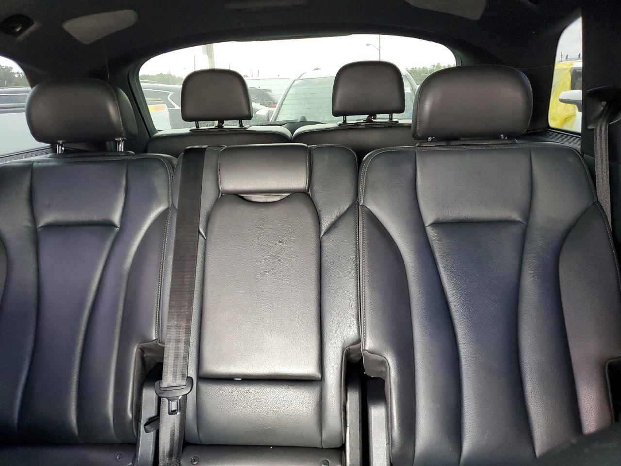 2018 AUDI Q7 quattro Premium Plus