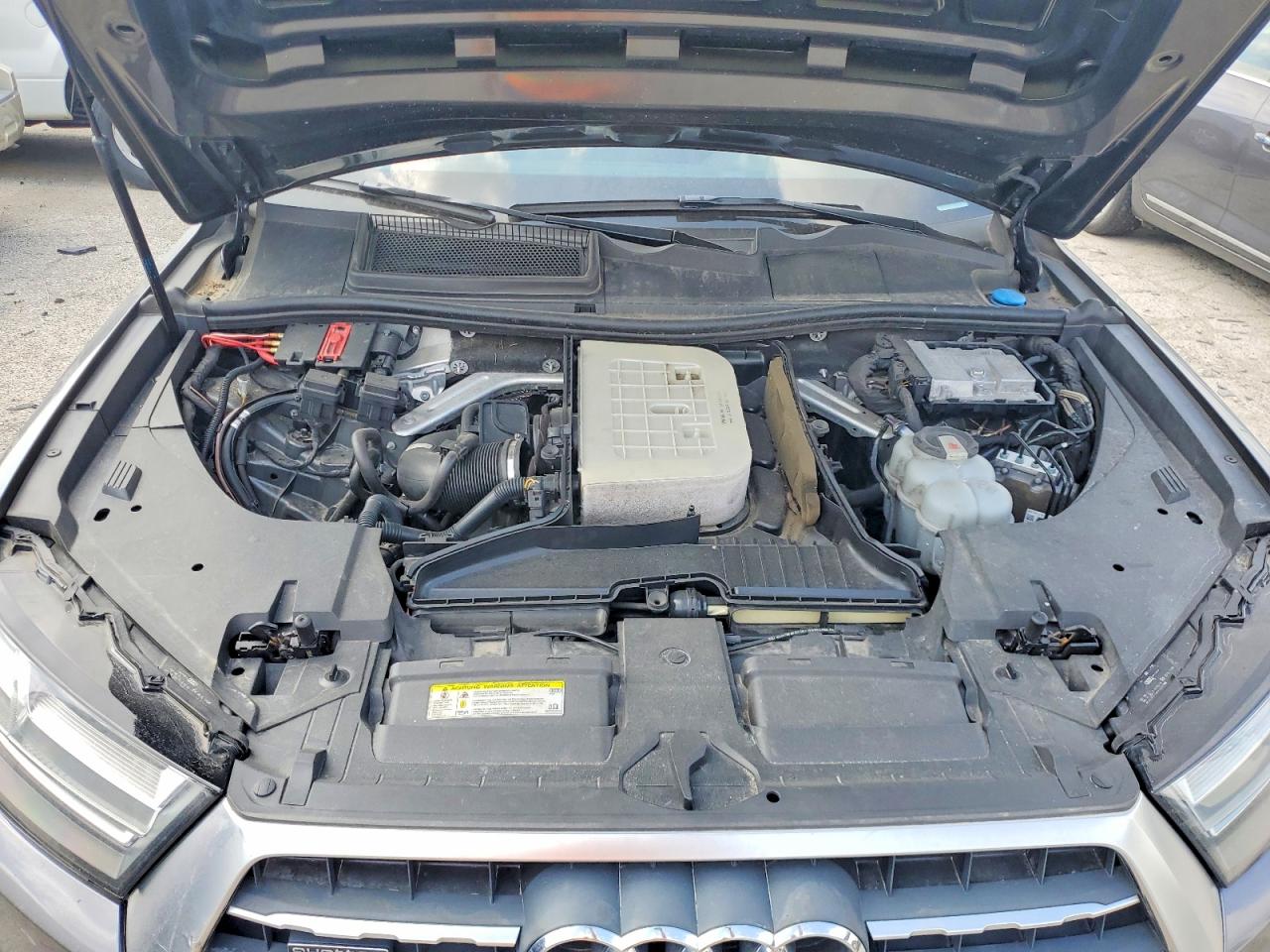 2018 AUDI Q7 quattro Premium Plus