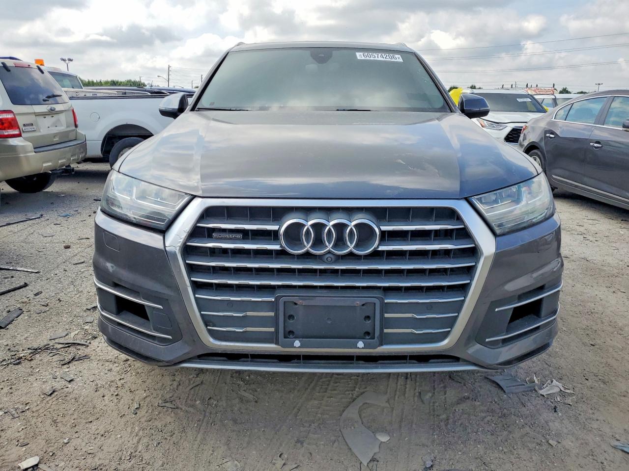 2018 AUDI Q7 quattro Premium Plus