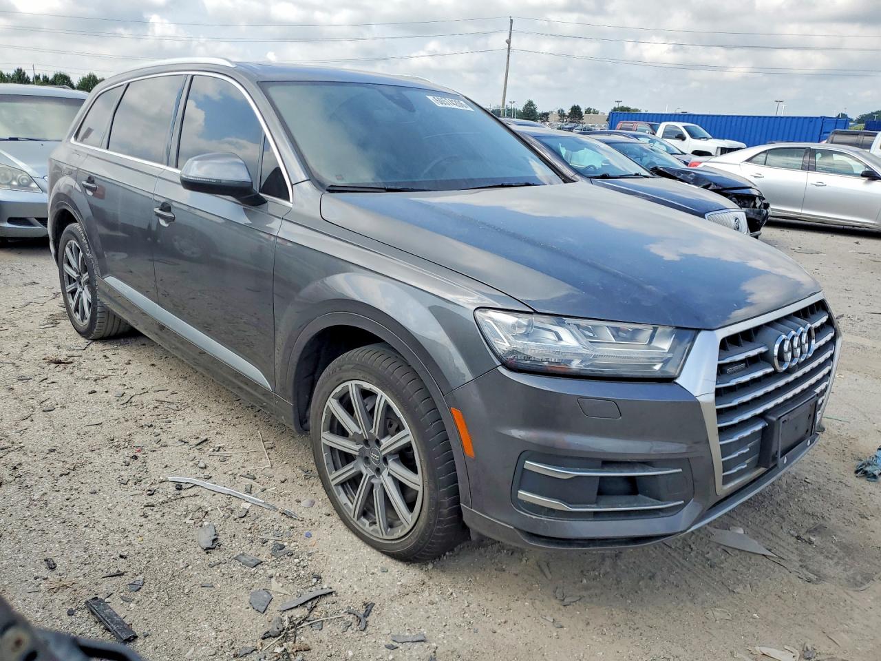 2018 AUDI Q7 quattro Premium Plus