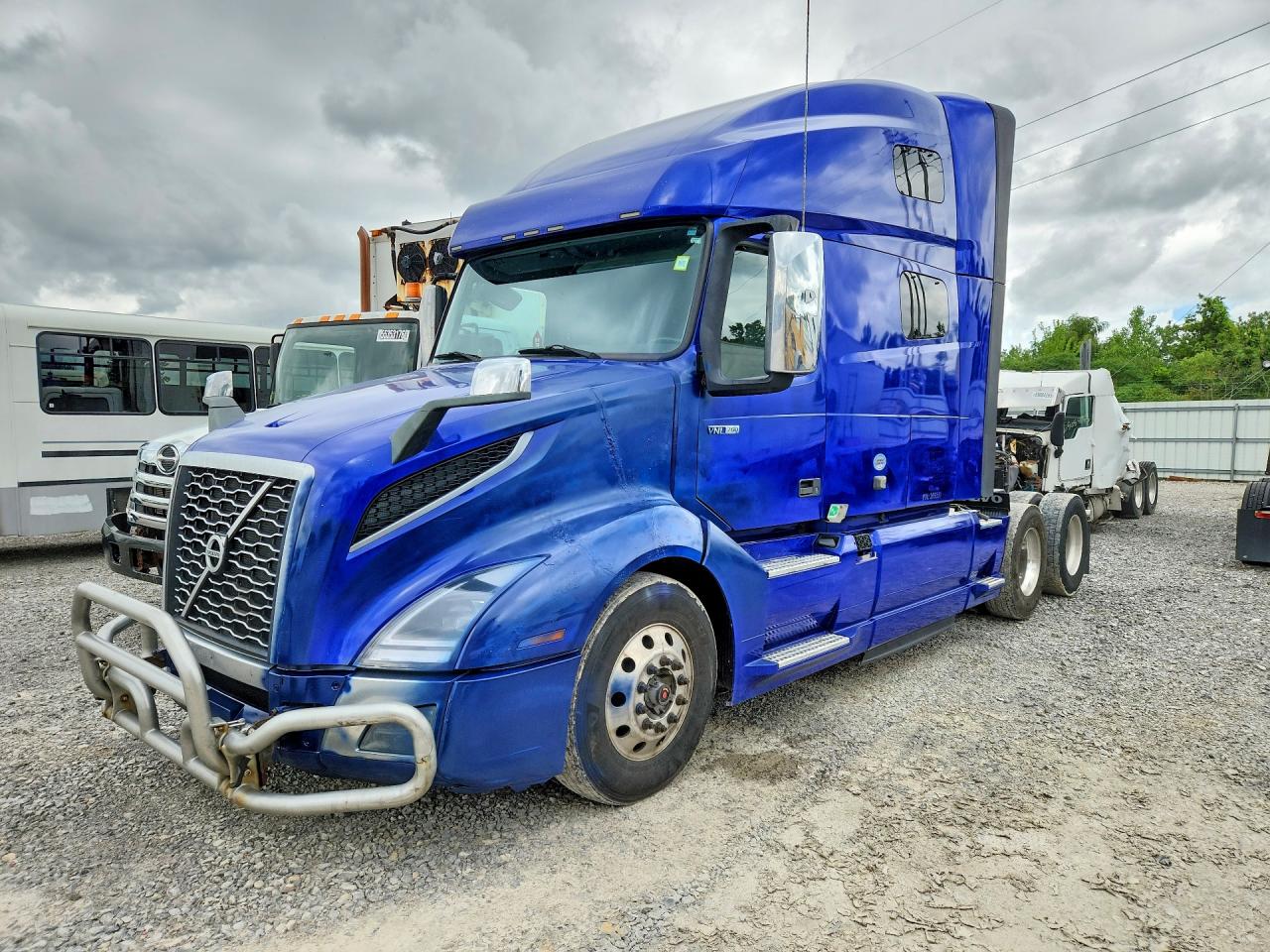 2020 VOLVO VN