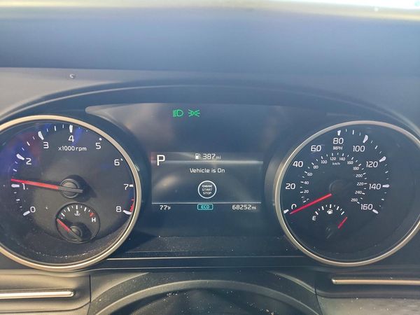 2022 KIA CARNIVAL LX, LX Seat Package