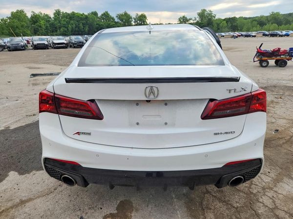 2020 ACURA TLX