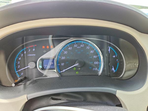 2014 TOYOTA SIENNA