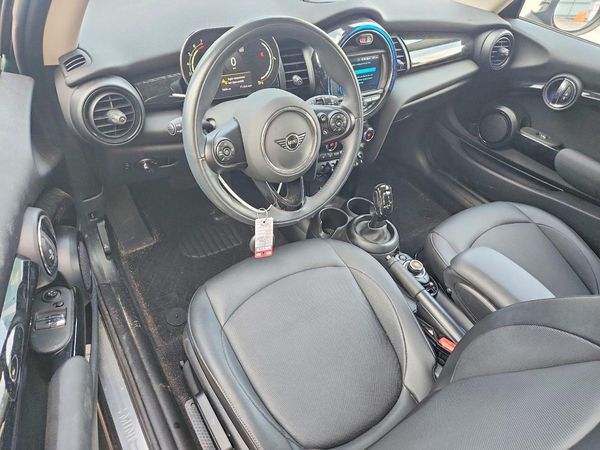 2021 MINI COOPER