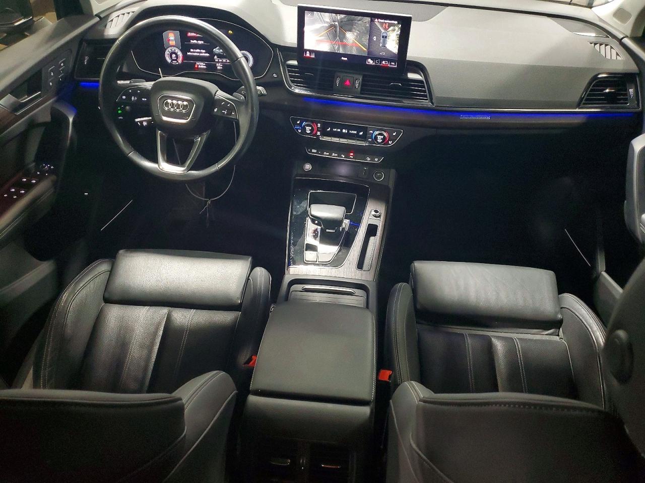 2021 AUDI Q5 quattro Prestige