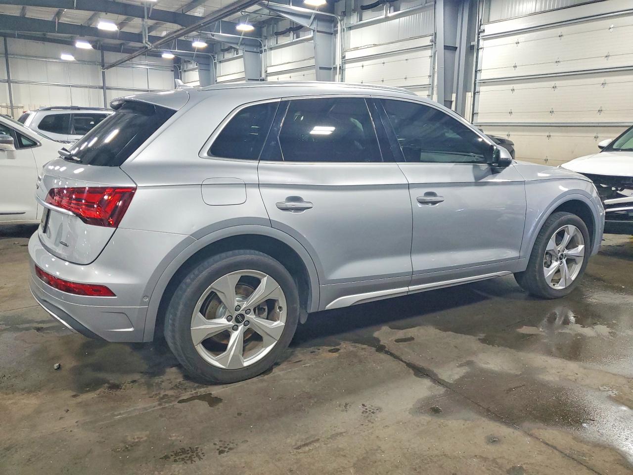 2021 AUDI Q5 quattro Prestige