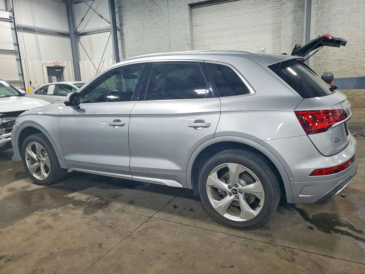 2021 AUDI Q5 quattro Prestige