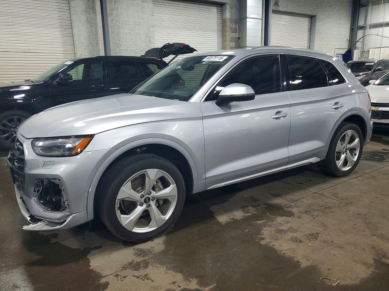 2021 AUDI Q5 quattro Prestige