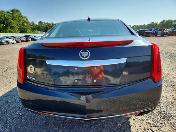 2013 CADILLAC XTS Luxury