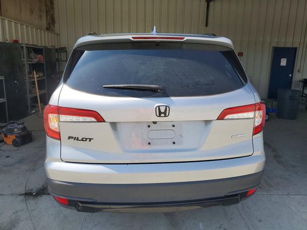 2021 HONDA PILOT SE