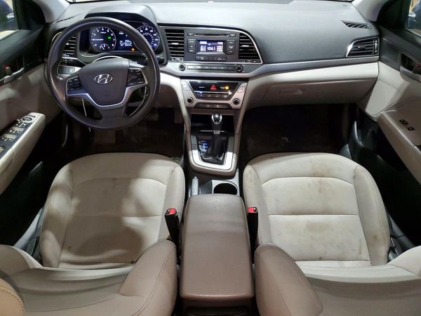 2017 HYUNDAI ELANTRA SE Base