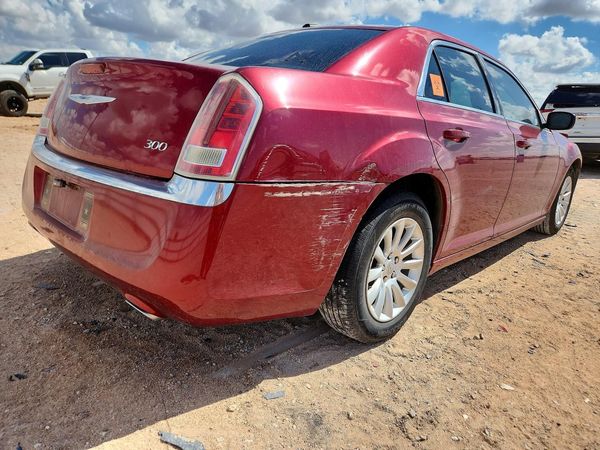 2014 CHRYSLER 300